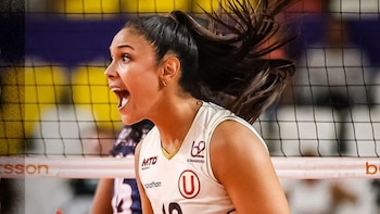 Universitario vs Rebaza Acosta EN