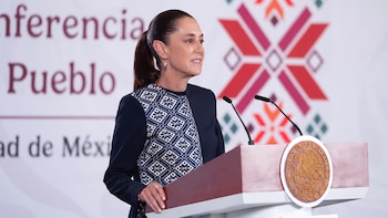 ¿Hay una iniciativa de ley para regular que menores usen redes sociales? Sheinbaum aclara campaña de concientización
