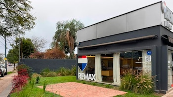 Remax cambia de manos a nivel global y se prepara para la desregulación en el mercado argentino