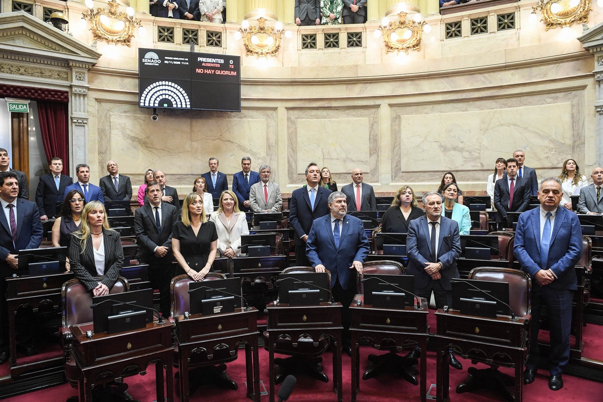 El bloque peronista en el Senado, los 28 que ya son 25