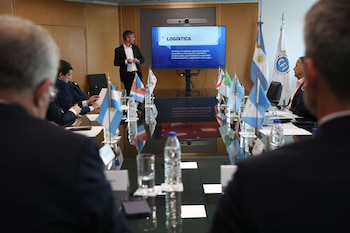 Ignacio Lamothe, secretario general de CFI, hizo una presentación sobre los proyectos vinculados a logística y otras prioridades de las provincias