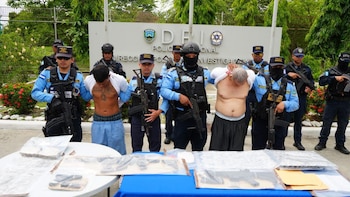 Las autoridades hondureñas reportaron 15 capturas durante las primeras operaciones de la nueva estrategia de seguridad. (Foto: Policía Nacional)
