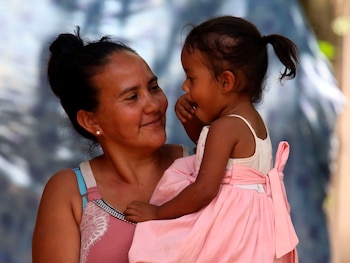 Una mujer de la etnia