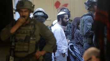 Un asalto de colonos con participación de militares israelíes deja nueve palestinos heridos en Cisjordania