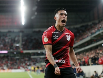 Tomás Cuello es uno de los titulares para el técnico Paulo Turra en Atlético Paranaense. (REUTERS)