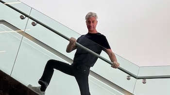 Maurizio Cattelan en Buenos Aires: “No creo que una obra deba enseñarte algo ni convertirte en una mejor persona”
