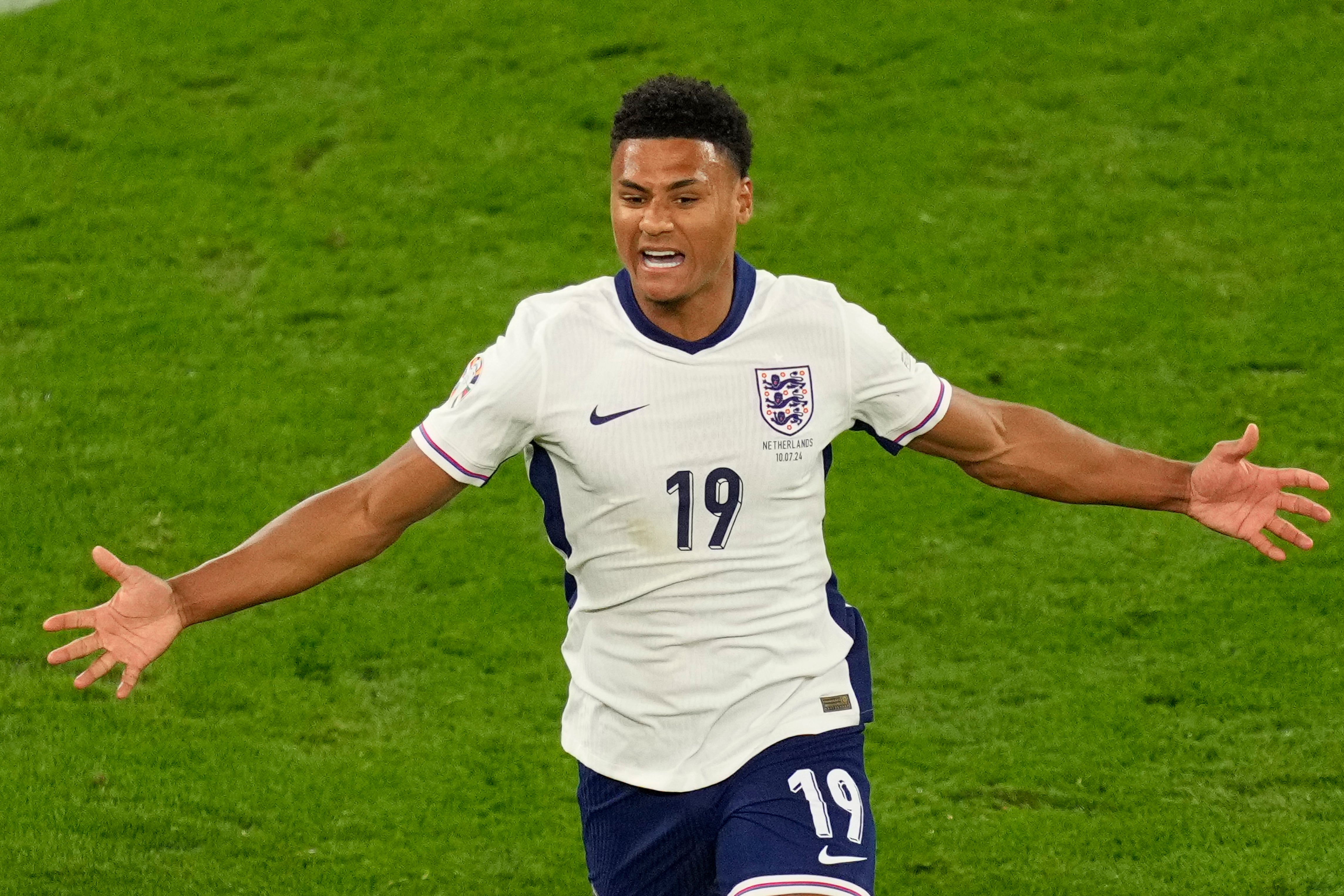 El delantero inglés sostuvo que el gol en la Eurocopa le dio reconocimiento internacional, elevó la presión sobre su rendimiento y consolidó su lugar en la élite (AP/Andreea Alexandru)