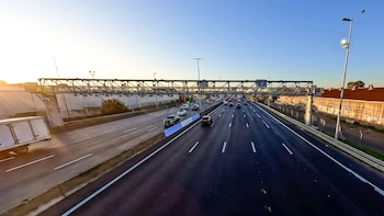 Adiós a las cabinas: eliminaron las barreras en otra autopista porteña y se extiende el pago con Telepase