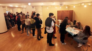 Las filas para votar en