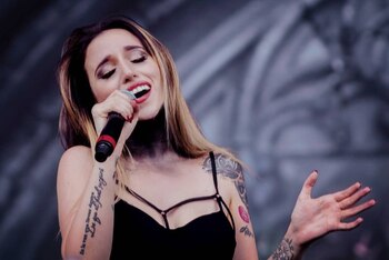 Anna Fiori reconoce el valor