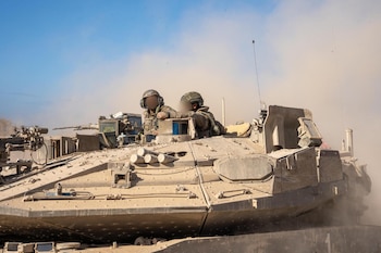 Las FDI continúan con sus