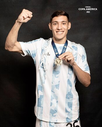 Nahuel Molina celebró con su