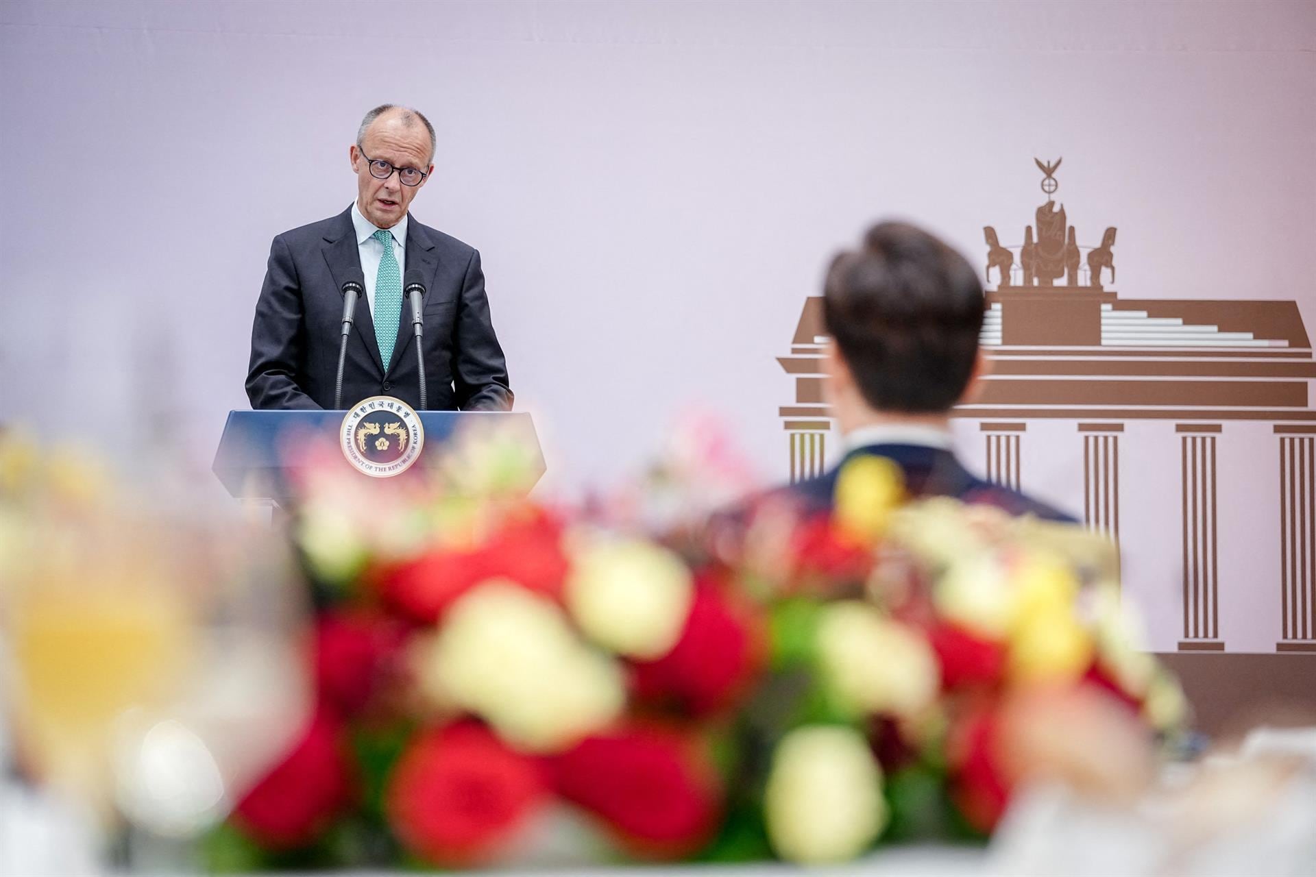 Merz avisa de que Pyongyang amenaza la seguridad de Europa con el envío de tropas a la guerra de Ucrania