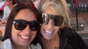 Madre de Alejandra Baigorria posa junto a la madre de Said Palao. IG