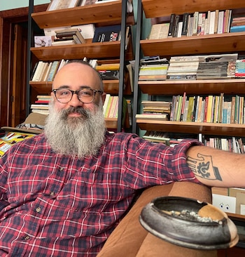 Luis Méndez Salinas, con amplia experiencia en gestión cultural y editorial, asume la responsabilidad de preservar y promover el patrimonio cultural guatemalteco. (Cortesía: Centroamérica Cuenta)