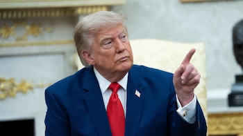 Mientras Trump presiona a Cuba, planea enviar a deportados cubanos a Uruguay