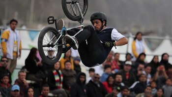 Figuras del deporte argentino felicitan
