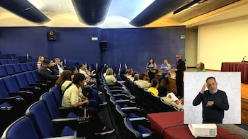 Reunión con colectivos