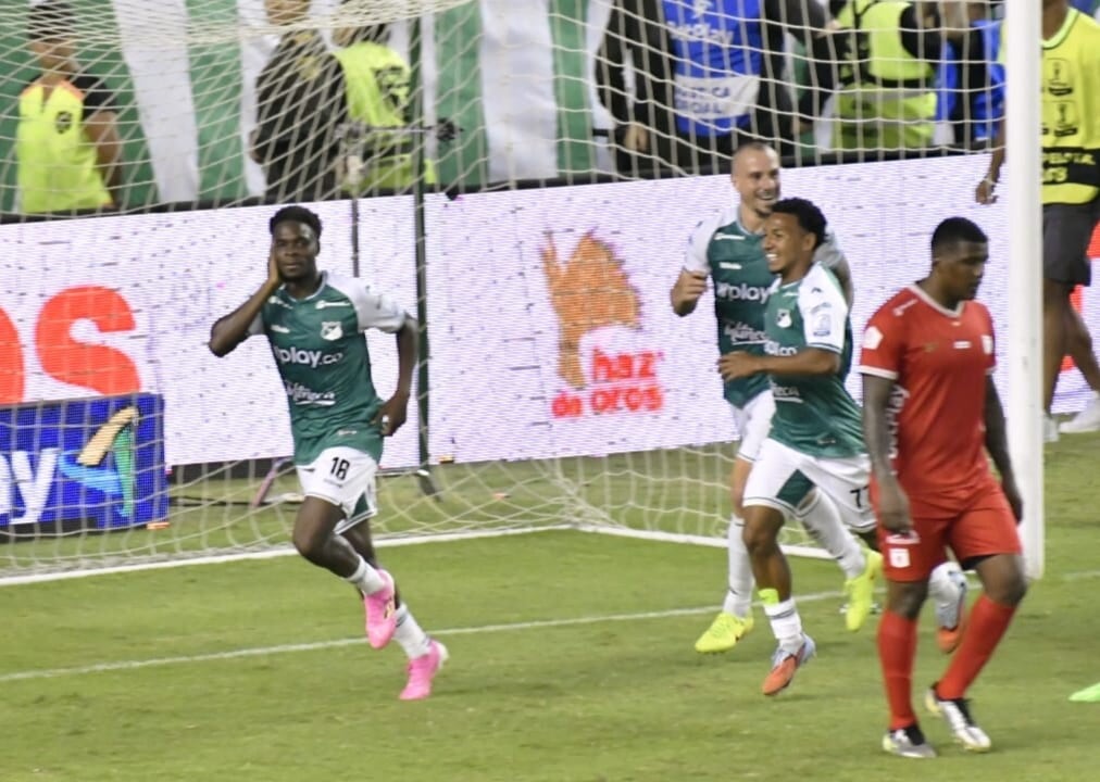 Aviles Hurtado marcó el gol con el que Deportivo Cali volvió a derrotar al América en el Clásico Vallecaucano - crédito Colprensa
