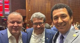 Este es el sueldo y grado de estudios de Mario López, diputado al que le cancelaron la visa en EEUU