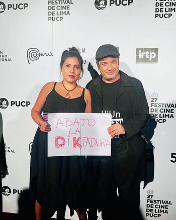 Lucho Cáceres junto a Miski