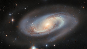Descubren en el espacio una molécula que podría explicar el origen de la vida en la Tierra