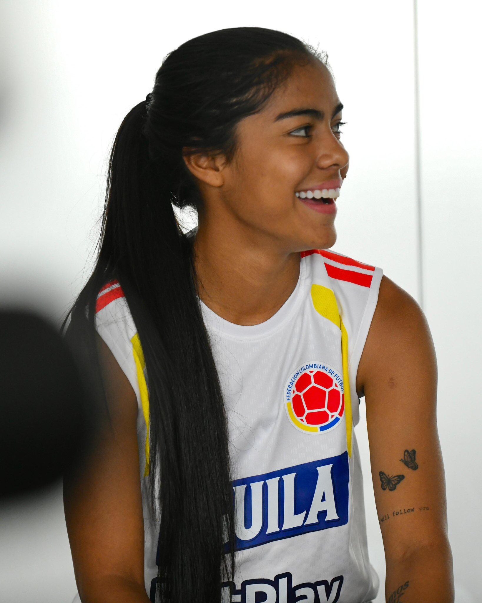 La goleadora de la Tricolor está enfocada en el partido ante Brasil. Aquí su última sesión en el gimnasio - crédito @FCFSeleccionCol / X
