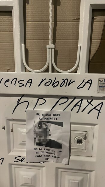 A su domicilio, en el