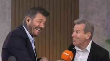 El desopilante reencuentro de Marcelo Tinelli y Alacrán a puro chiste y papel picado en Infobae Mundial