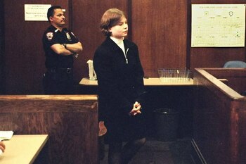 Daphne Abdela durante una audiencia