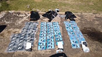 Parte de la droga secuestrada