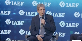 El ministro de Economía, Luis Caputo, disertó en el 43º Congreso Anual del Instituto Argentino de Ejecutivos de Finanzas (IAEF).