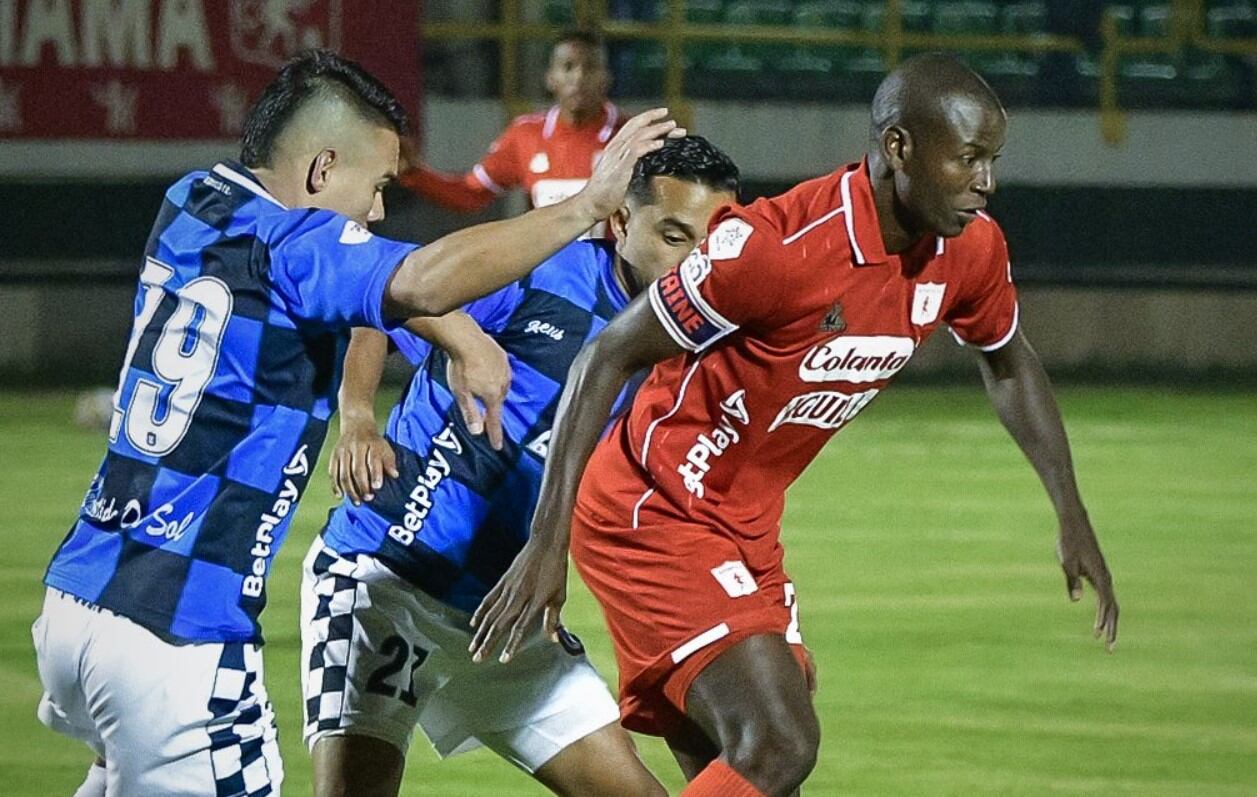 Adrián Ramos en el partido de América ante Boyacá Chicó. Twitter América de Cali