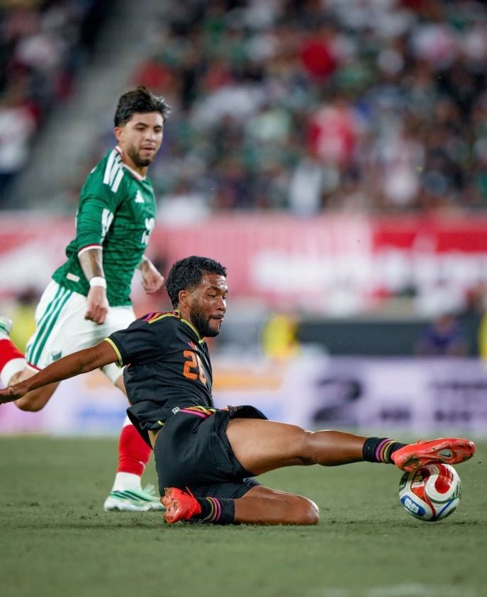 Entre las primeras experiencias con la Bicolor, Magallanes también identificó su principal fortaleza. El volante confía en que su capacidad para desequilibrar pueda convertirse en una alternativa para el equipo. (Selección Peruana)