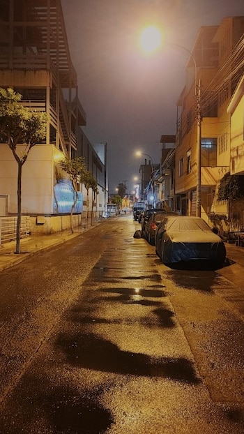 Lluvia en Lima sorprende a ciudadanos en plena primavera: estas son las temperaturas previstas para el fin de semana. Créditos: Carol Ruiz.