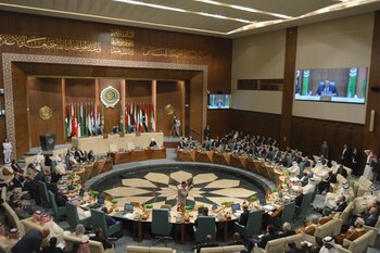 La reunión de la Liga Árabe en El Cairo el 7 de mayo de 2023. . Foto proveida por el Ministerio de Relaciones Exteriores de Egipto. (Ministerio de Relaciones Exteriores de Egipto via AP)