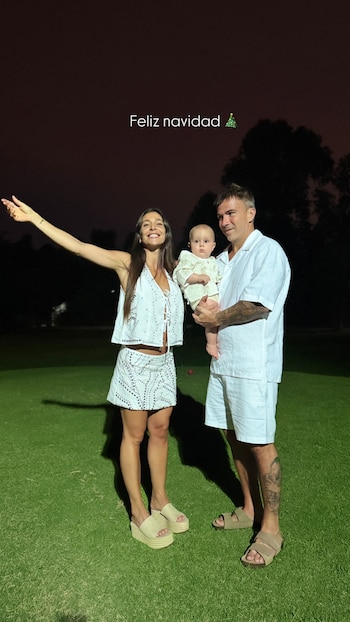 Sol Pérez posó sonriente junto