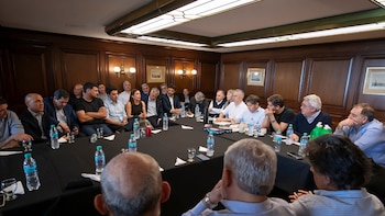 Kicillof sigue con recorridas en clave electoral: desembarca en Jujuy y prepara su viaje a Santa Fe