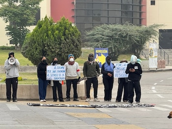 Los alumnos denuncian que las residencias dejaron de cumplir su función original y no albergan actualmente a estudiantes. (Facebook)