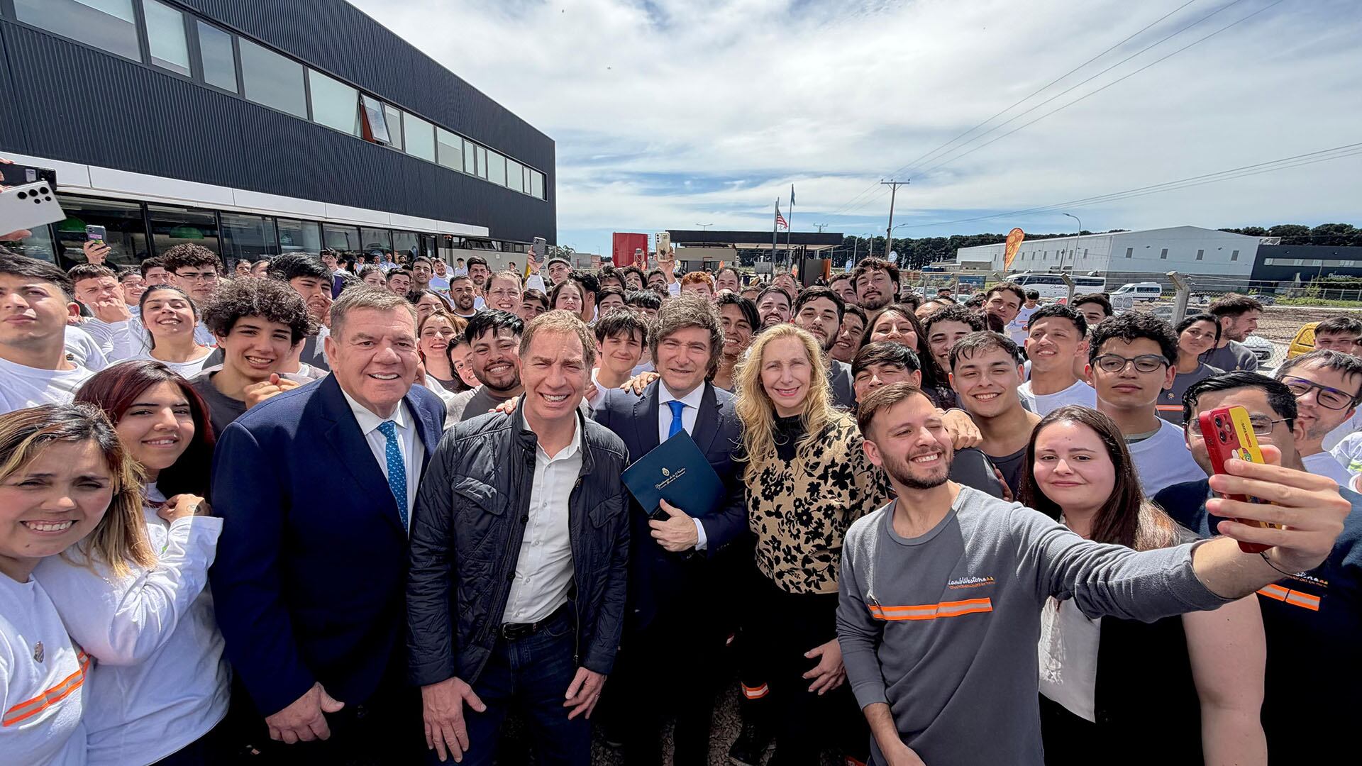 Santilli y Milei se volvieron a mostrar juntos en Mar del Plata