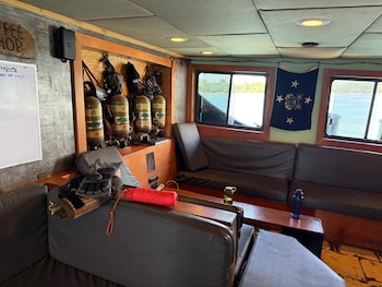 Salas de reuniones y de encuentros del equipo. Cortesía: Fabricio Quirós