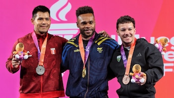 Francisco Mosquera fue uno de los que ganó medalla de oro en las prueba de levantamiento de pesas - crédito Comité Olímpico Colombiano