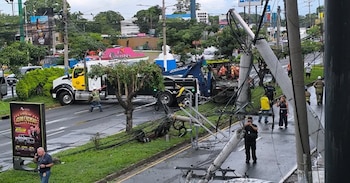 El Salvador, Accidente de tránsito, Los Próceres