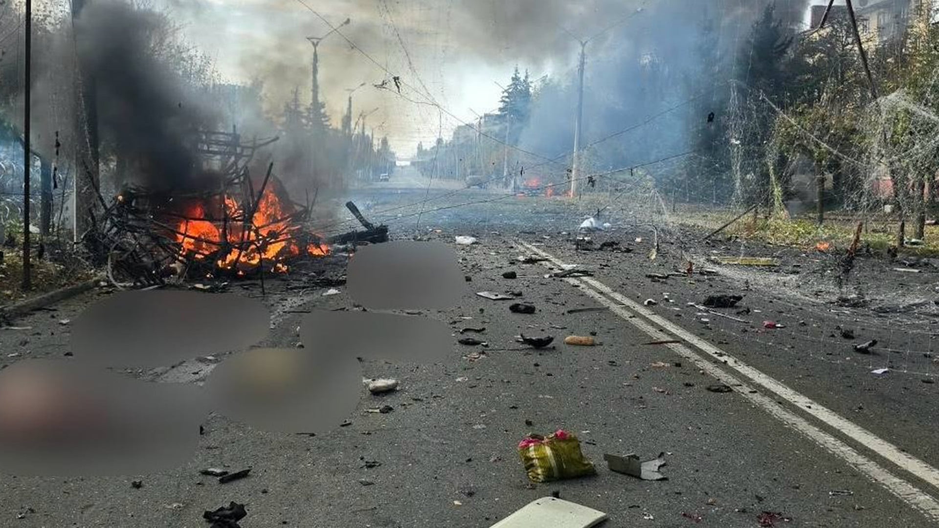 La Fiscalía Regional de Donetsk elevó a 30 el número de víctimas mortales y precisó que otras 18 personas resultaron heridas