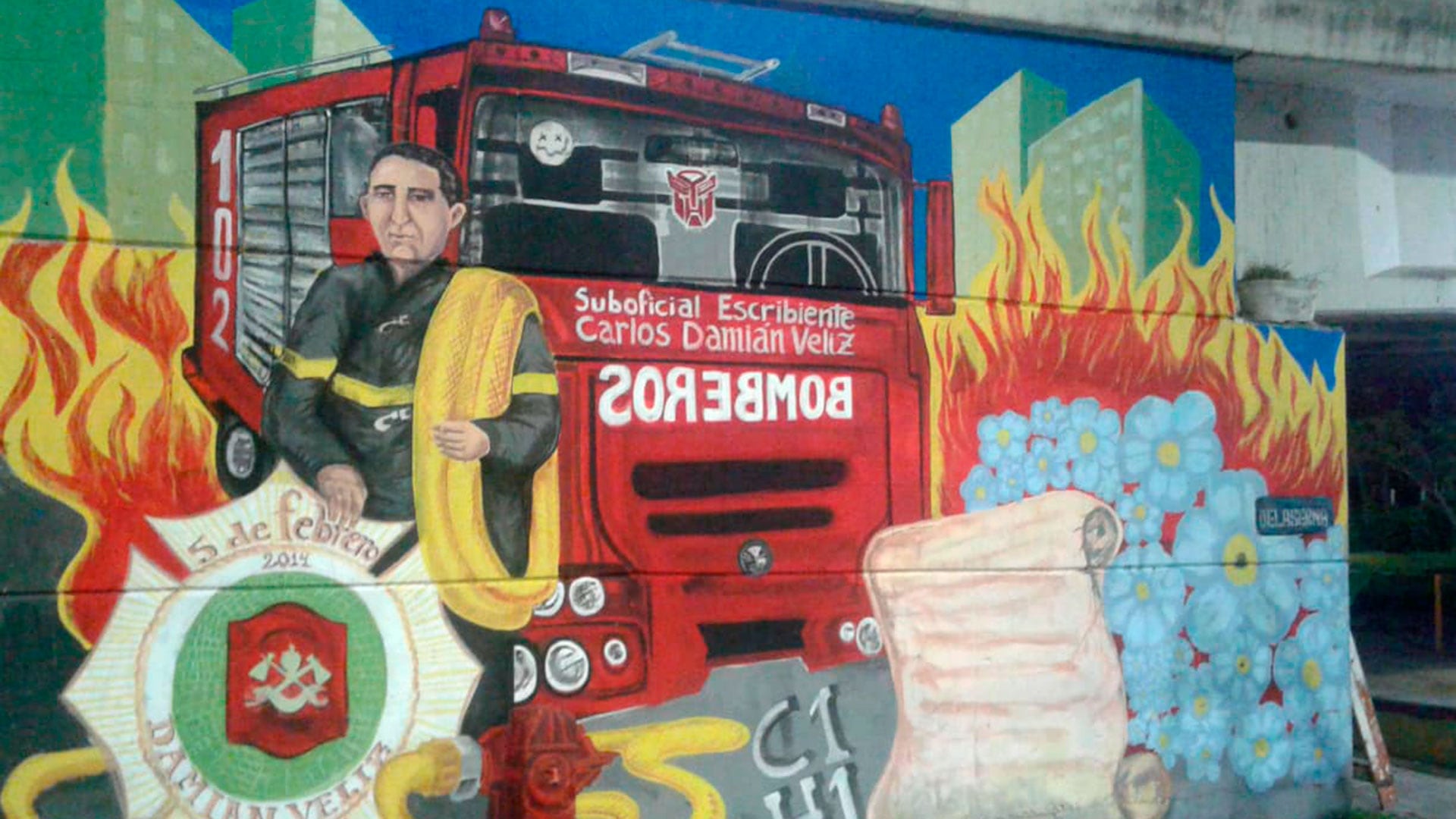 El mural en homenaje a una de las víctimas, Damián Véliz hecho por sus vecinos de Avellaneda