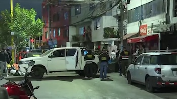 Tres hombres de nacionalidad venezolana fueron asesinados tras una disputa entre grupos en los exteriores de una bodega Foto: Panamericana