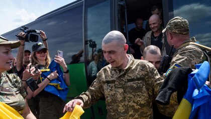 Ucrania y Rusia concretaron su primer canje de prisioneros de guerra en tres meses