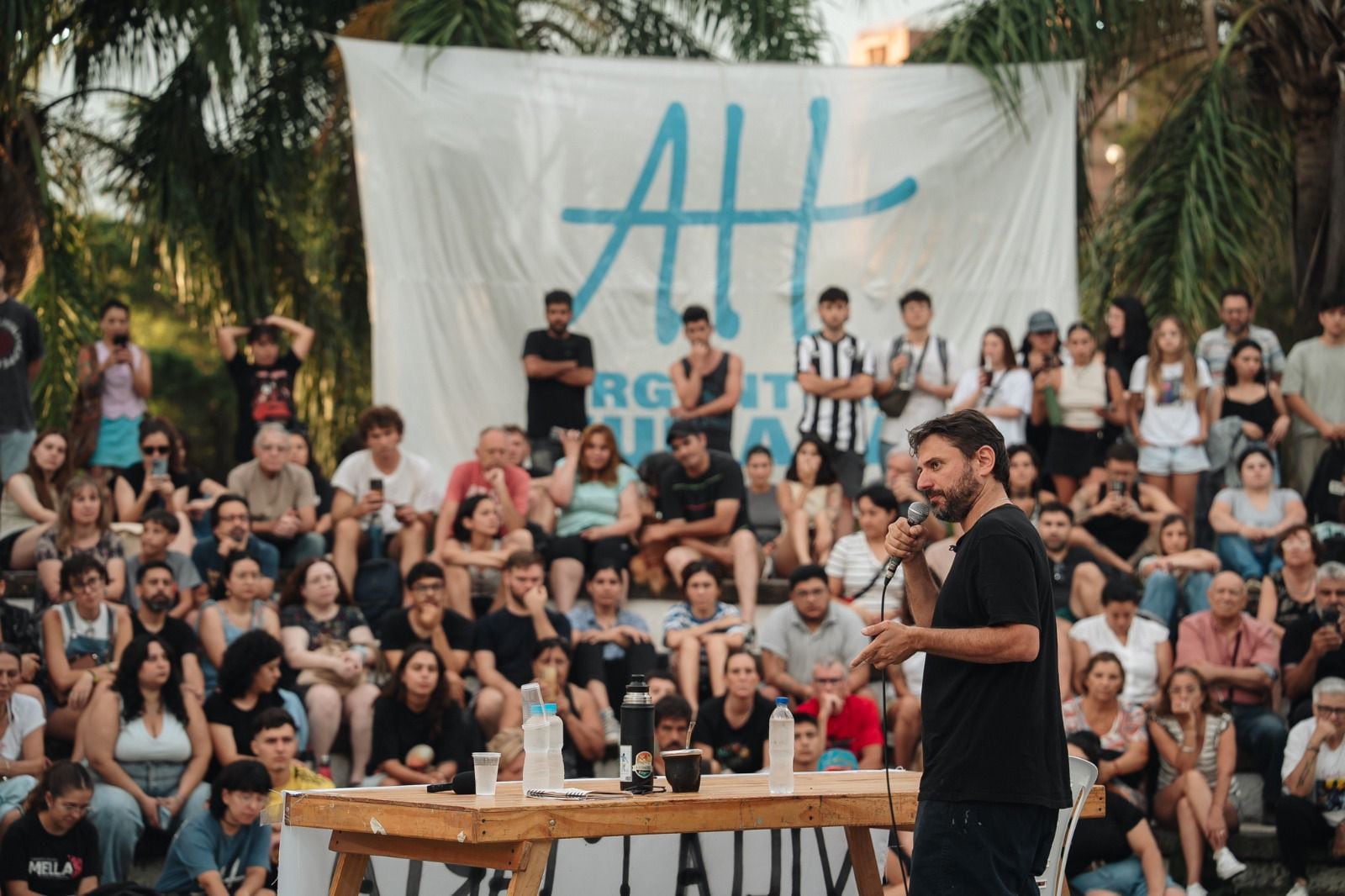 El diputado Juan Grabois hizo pública su visita a CFK y habló de proscripción