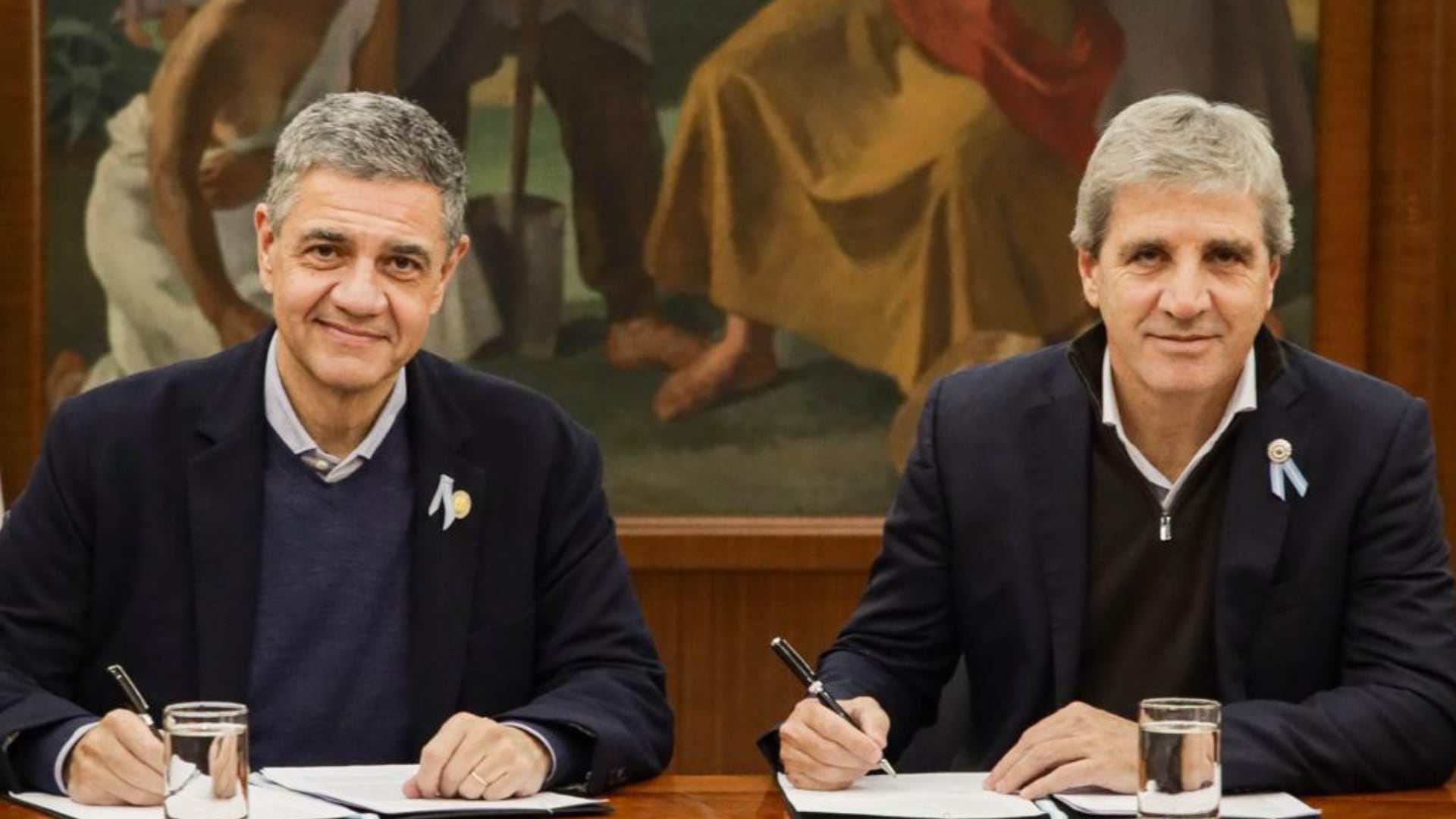 El acuerdo contempla la transferencia de bonos con vencimiento a siete meses para saldar la deuda acumulada el último año.
