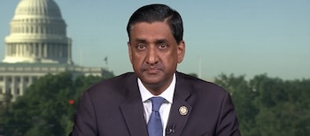 Khanna afirmó que el impuesto alcanzaría a cerca de 250 multimillonarios californianos y que el 72% de su riqueza estaba concentrada en acciones que cotizaban en bolsa (Captura video @RoKhanna)